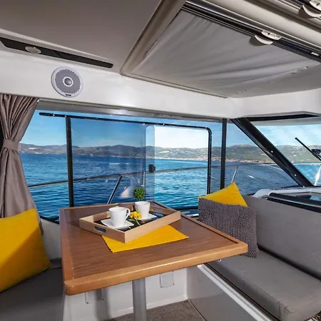 بوتيل Jeanneau Merry Fisher 895- Emanuel سبليت